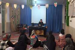 برگزاری جلسه آموزشی تغذیه به مناسبت پویش ملی تغذیه (1 تا 15 بهمن ماه) در شهرستان اسلامشهر